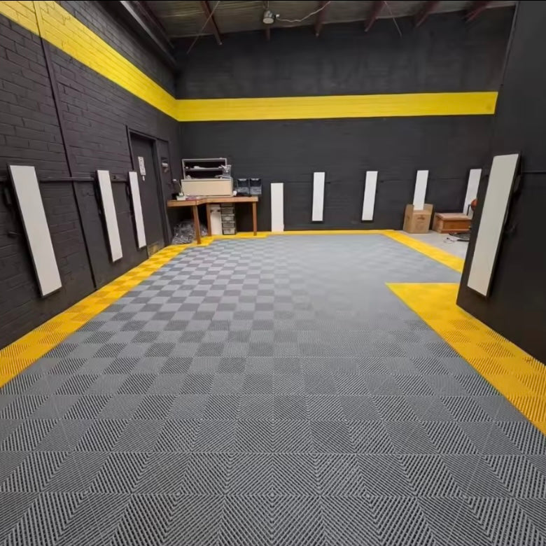 Interlocking Plastic Garage Flooring Tiles (Pack of 25 Tiles)
