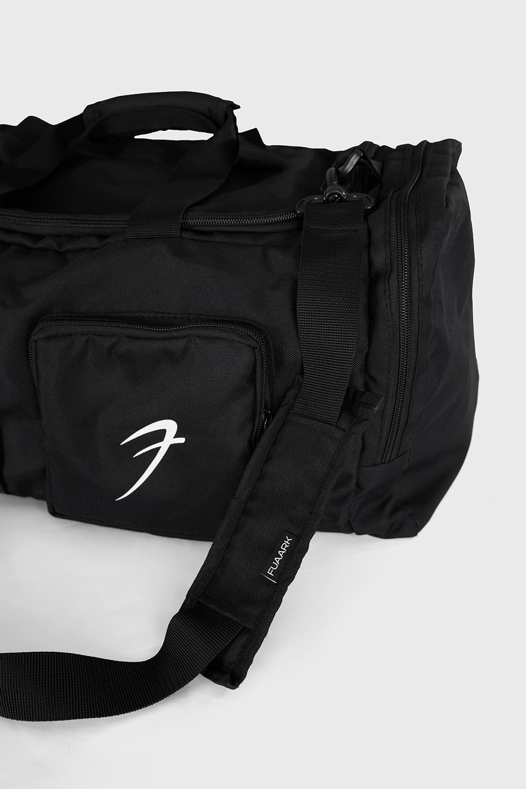 Peak  Hybrid Bag Black