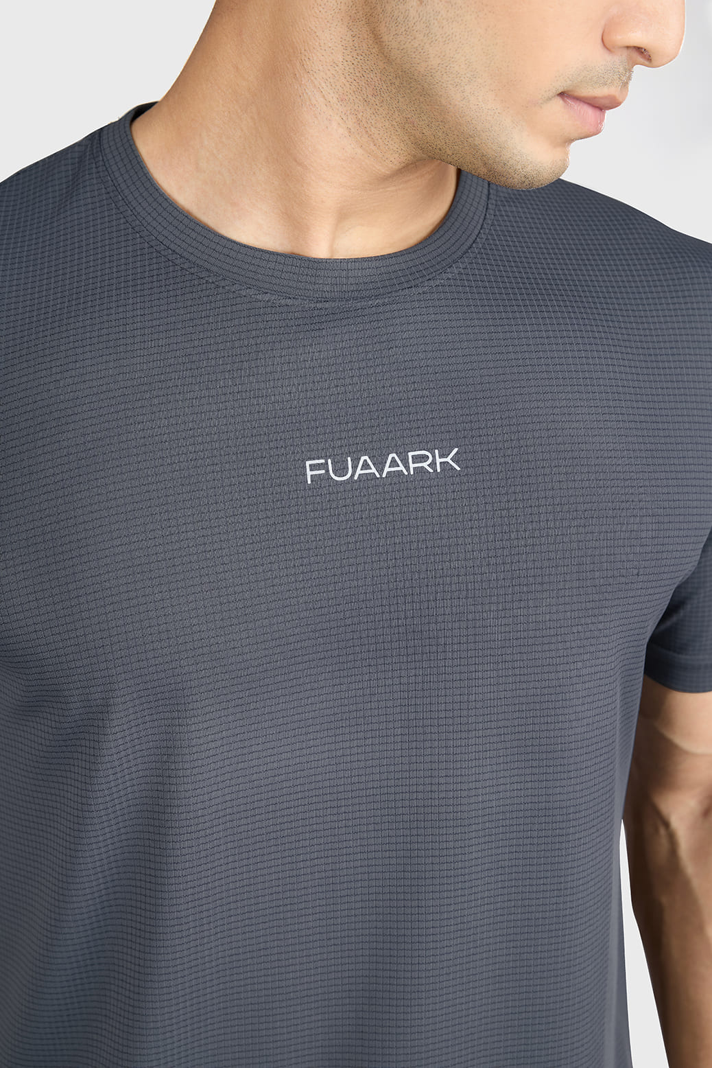 Checks Running T-shirt Grey