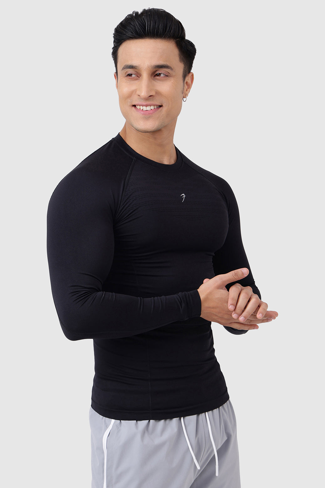 Power Seamless Fullsleeves T-shirt Black