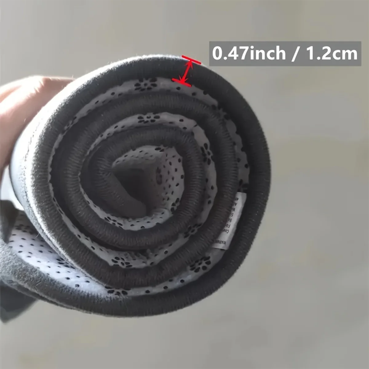 Thick Absorbent Bathroom Mat – Non-Slip Solid Colour Floor & Door Mat (5 colours available)