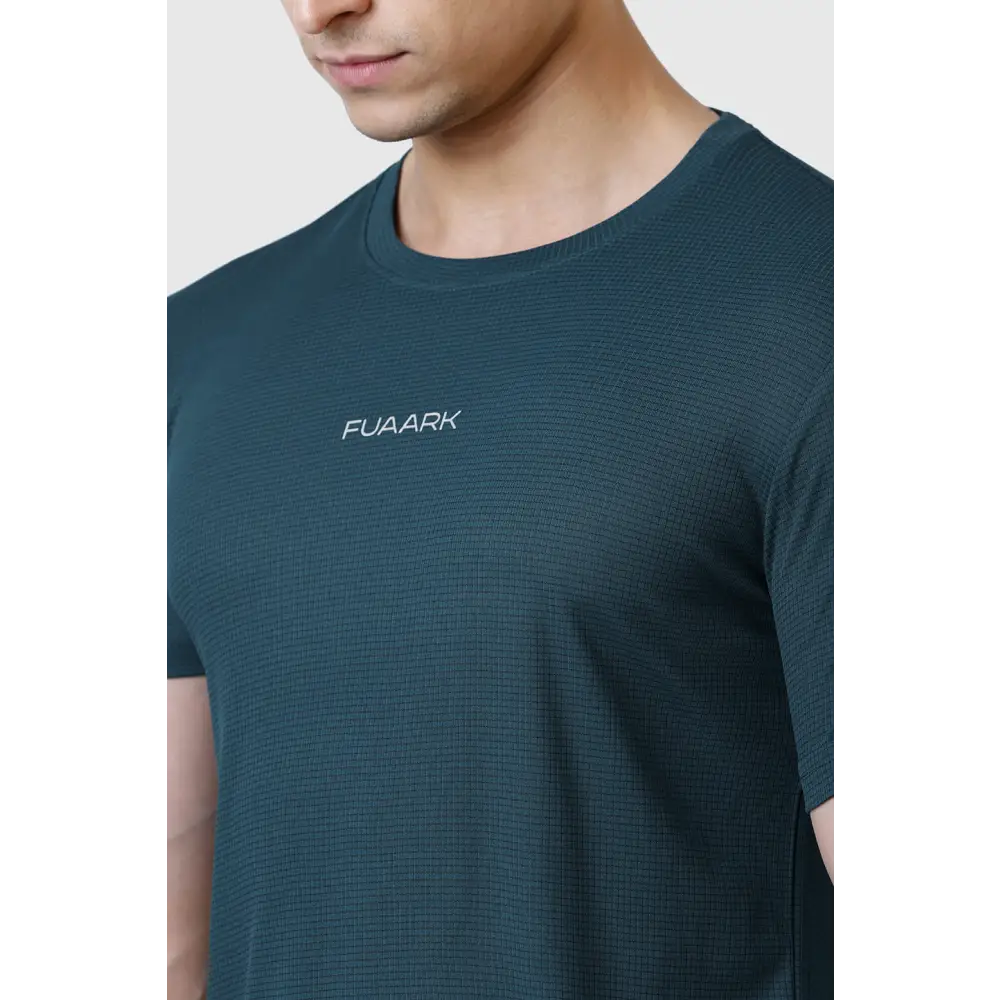 Checks Running T-shirt Bottle Green - Tshirts