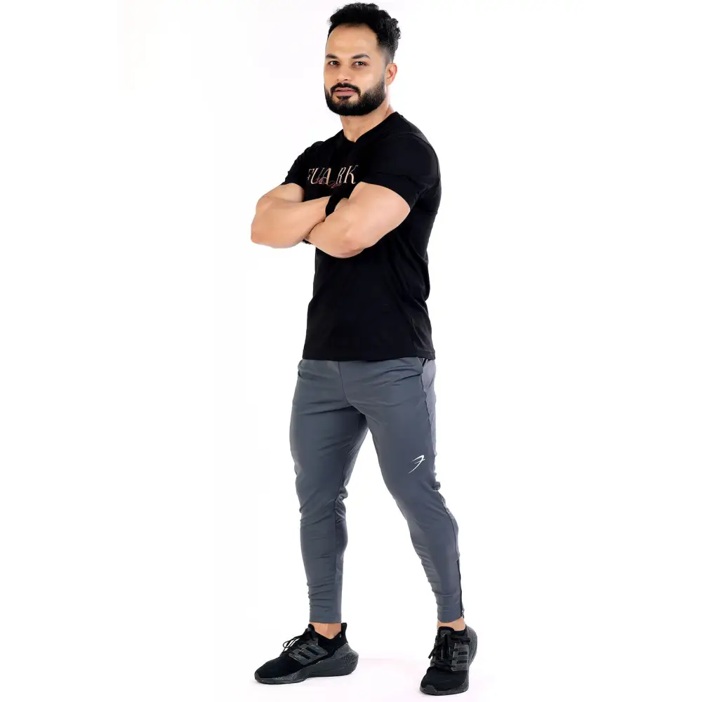 Classic T-shirt Black with Brown
