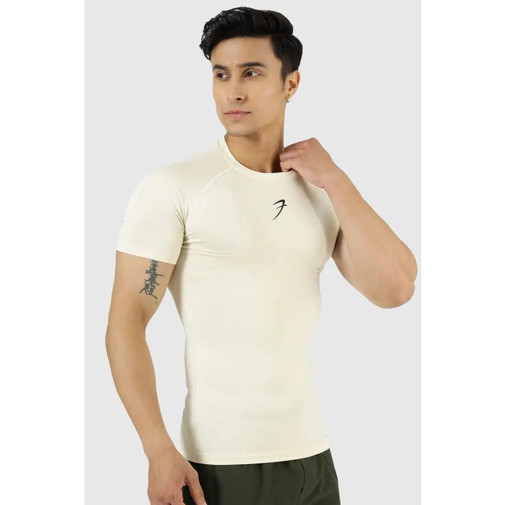 Compression T-shirt Beige - Tshirts