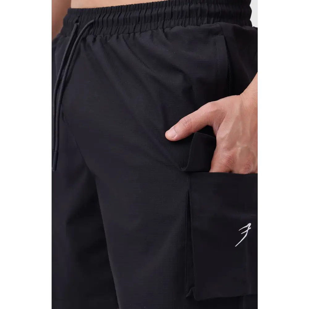 Delta Cargo Shorts Black - Shorts