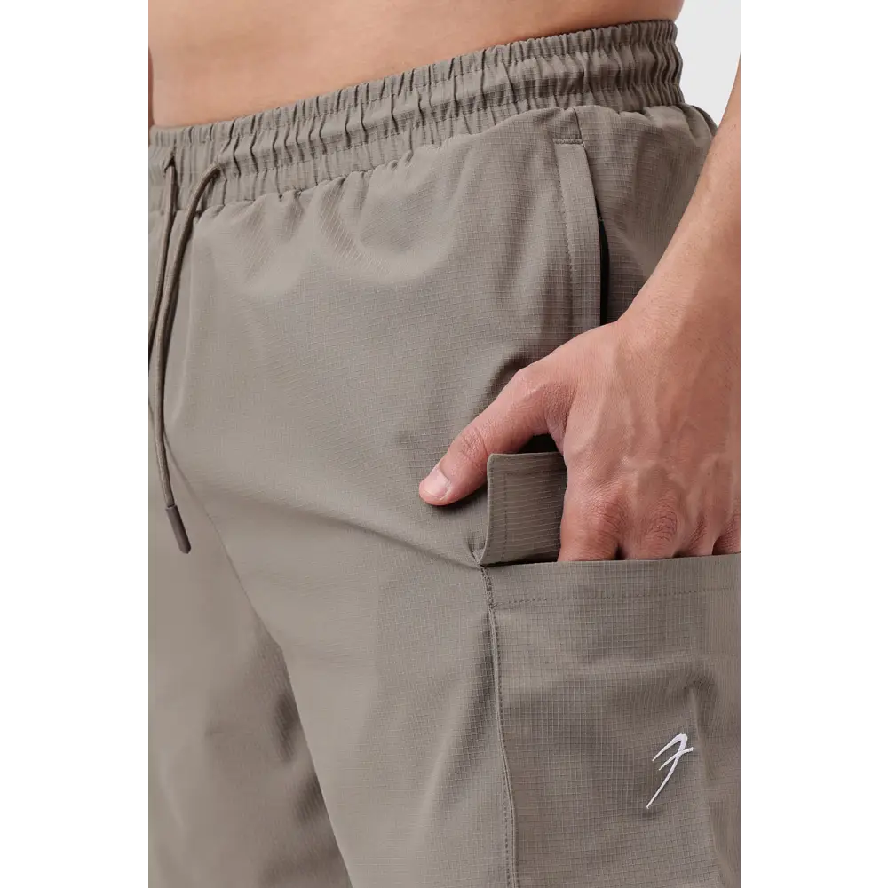 Delta Cargo Shorts Brown - Shorts