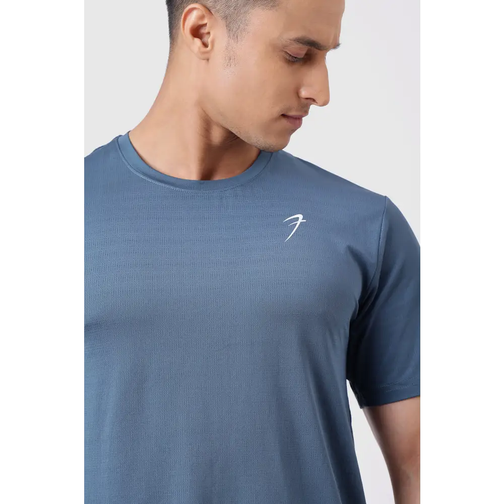Ember Running T-shirt Light Blue - Tshirts