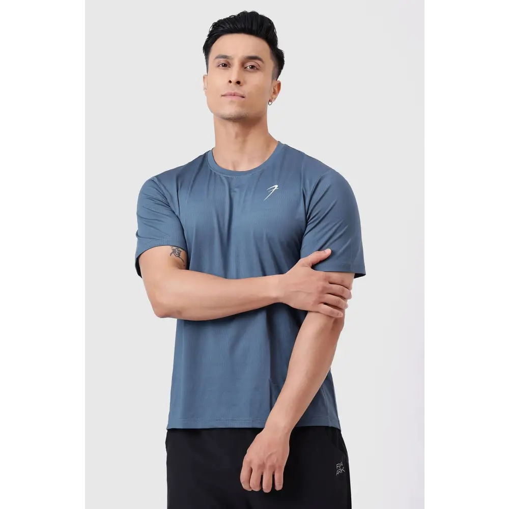 Ember Running T-shirt Light Blue - Tshirts