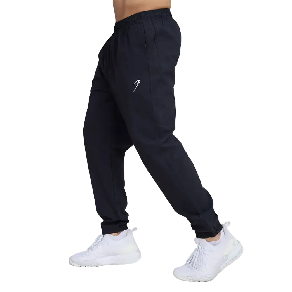 Essential Joggers Black - Track