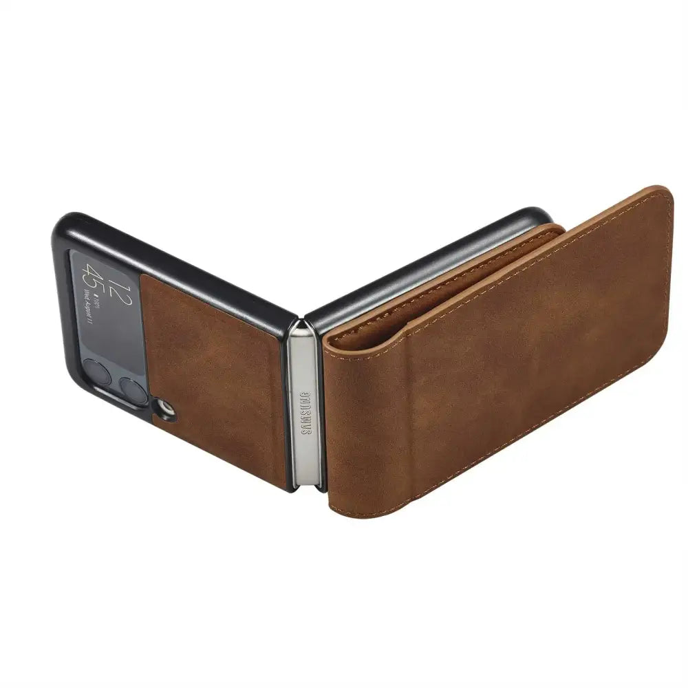 Leather Cover for the Samsung Galaxy Z Flip7 FE & Flip7 (available in 4 colours) - 9eight5