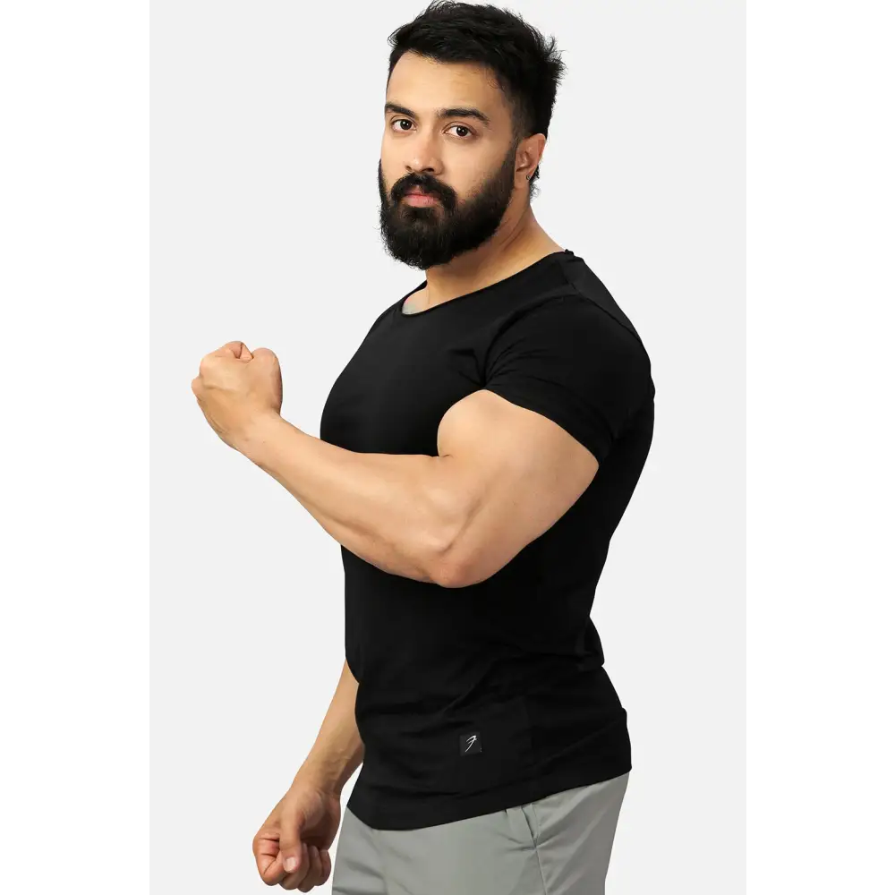 Legacy Scoop Neck T-shirt Black - Tshirts