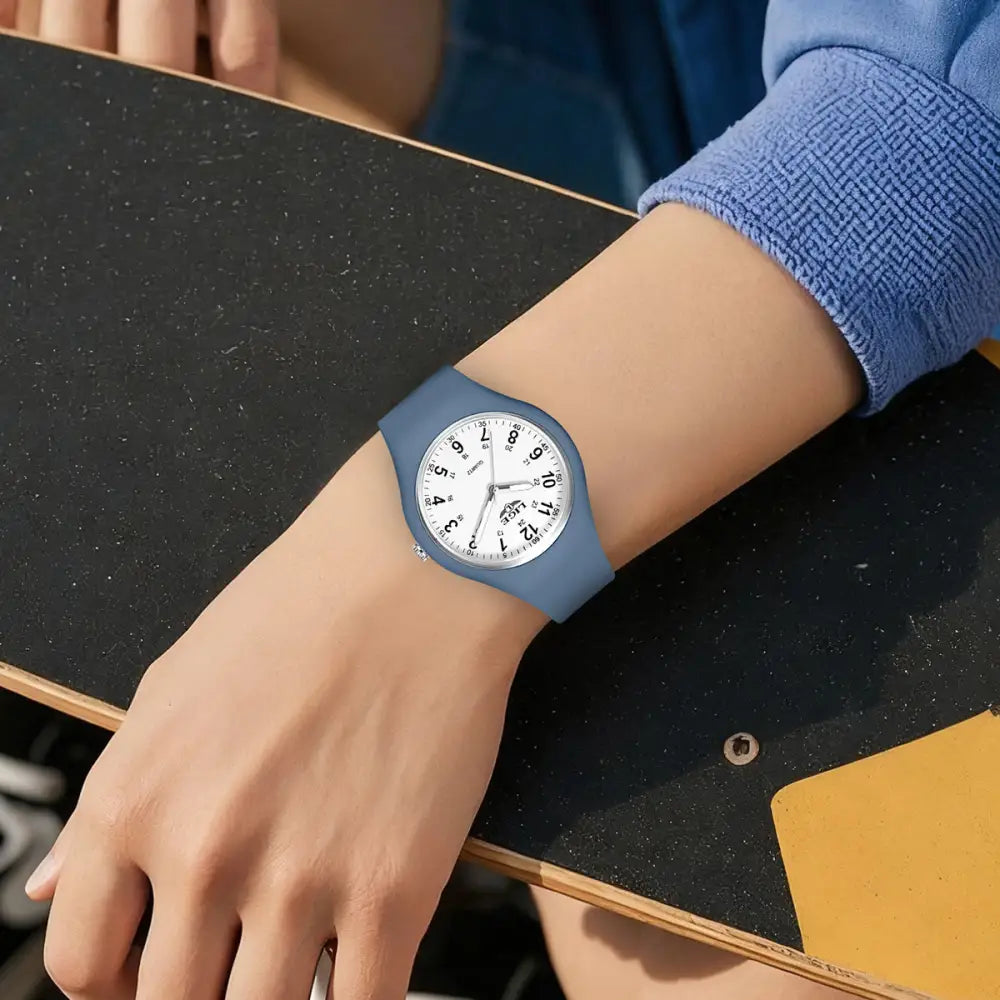 LIGE Minimalist Silicone Quartz Watch – Unisex Design (Available in Multiple Colour Combinations) - TWS