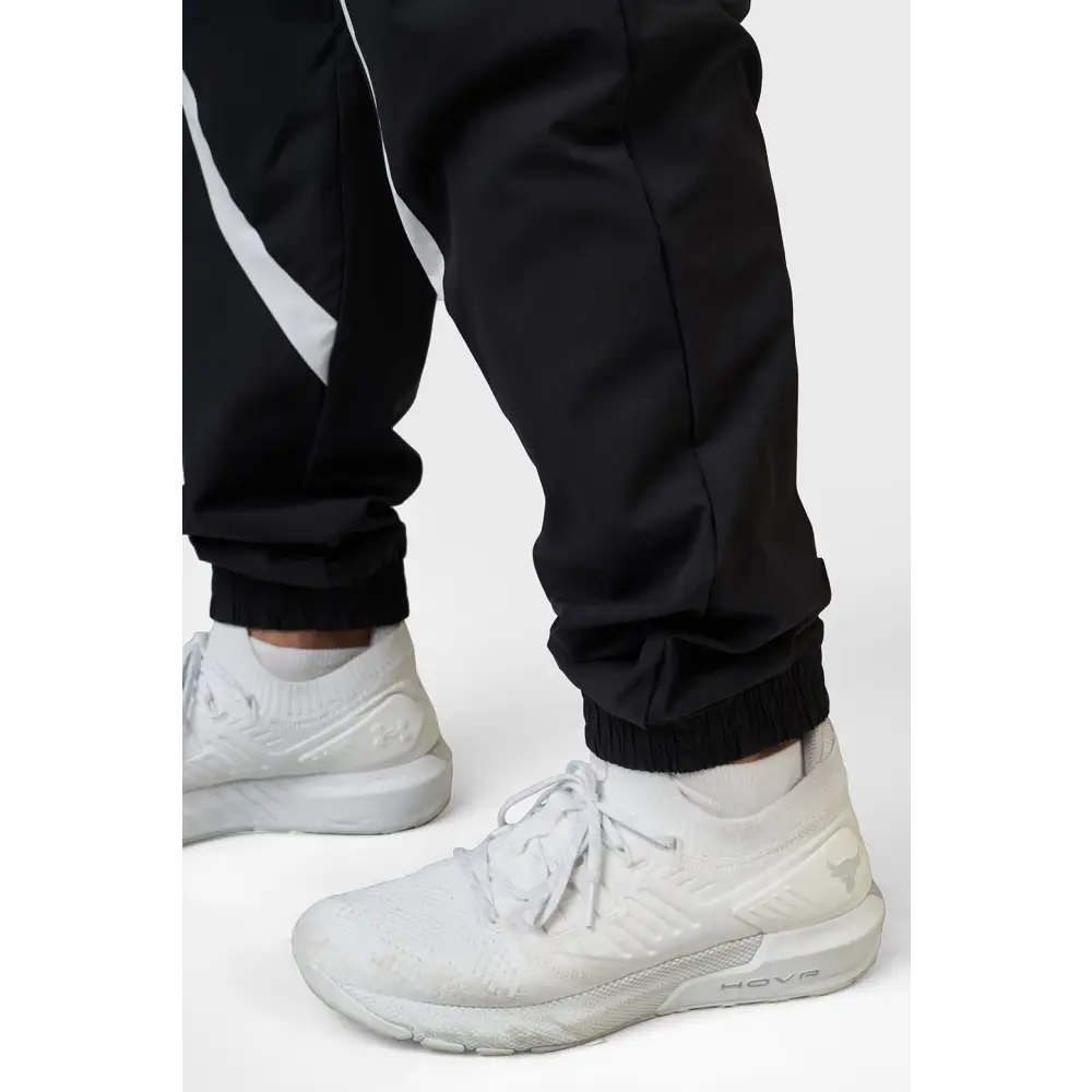 Momentum Joggers Black - Joggers