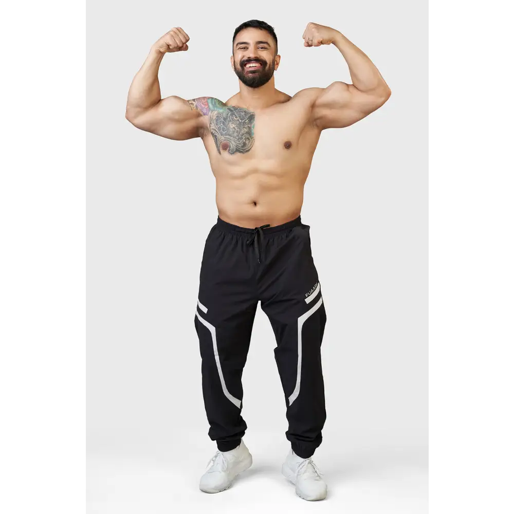 Momentum Joggers Black - Joggers