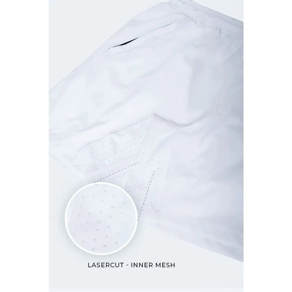 Nova Shorts White - Shorts