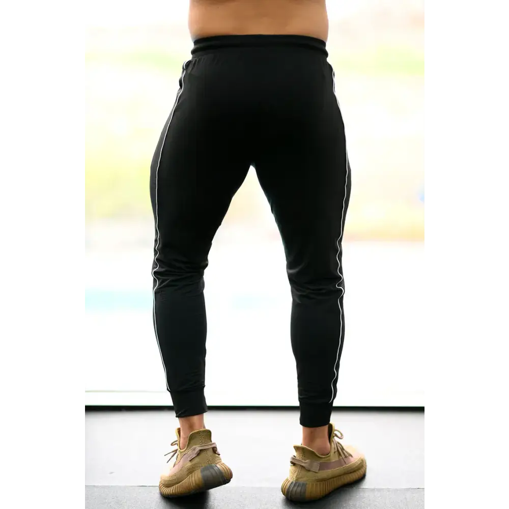 Revival Joggers Black - Joggers