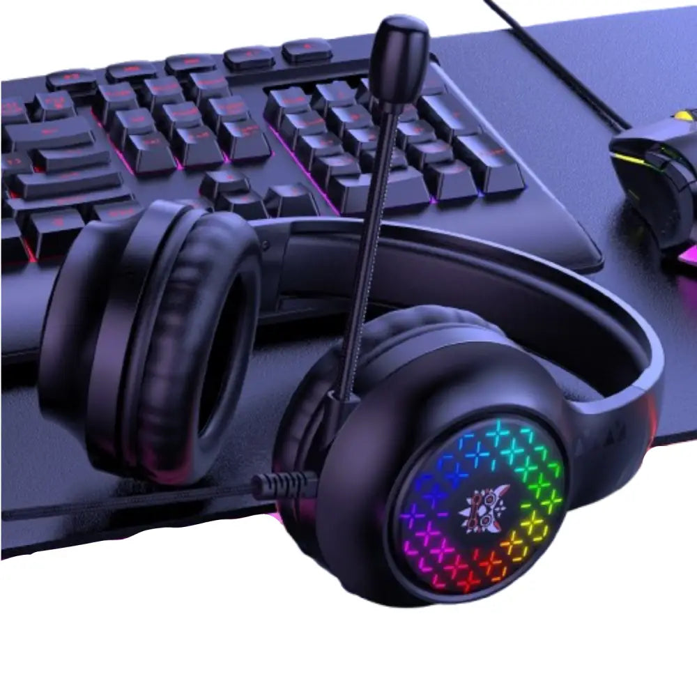 RGB Wired Gaming Headset – Over-Ear Noise-Cancelling Mic - Black / Gaming Headset - 9eight5