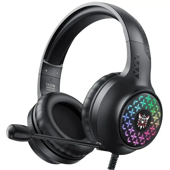 RGB Wired Gaming Headset – Over-Ear Noise-Cancelling Mic - Black / Gaming Headset - 9eight5