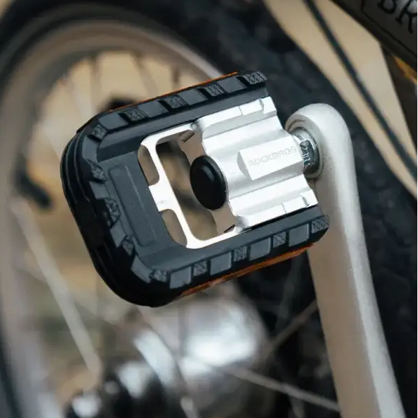 ROCKBROS Bicycle Foldable Pedals Aluminum Alloy MTB Mountain Bike Pedal Anti-slip Reflective Cycling Self-lubricating