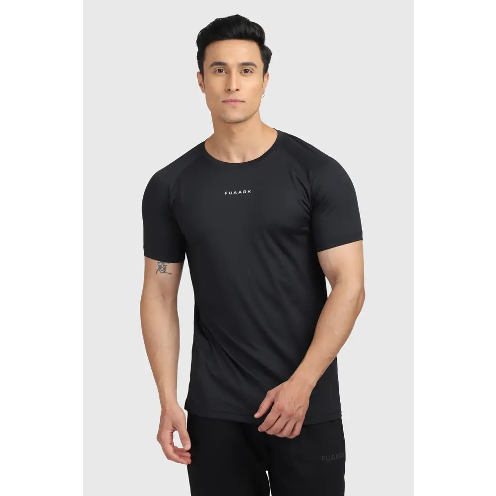 Sleek T-shirt Black / Fuaark - Tshirts